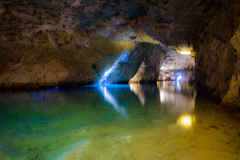 Lumiere.ch - Lac souterrain (2).jpg