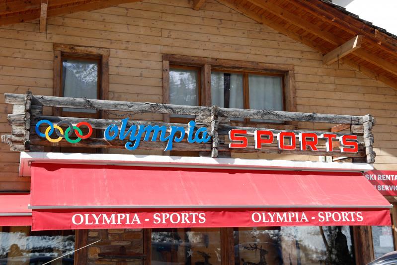 Olympia Sports