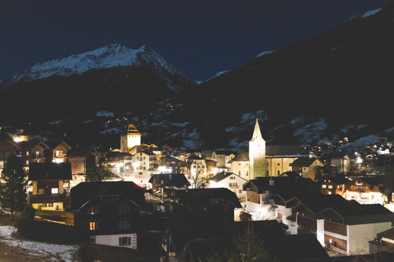 Vissoie de nuit en hiver
