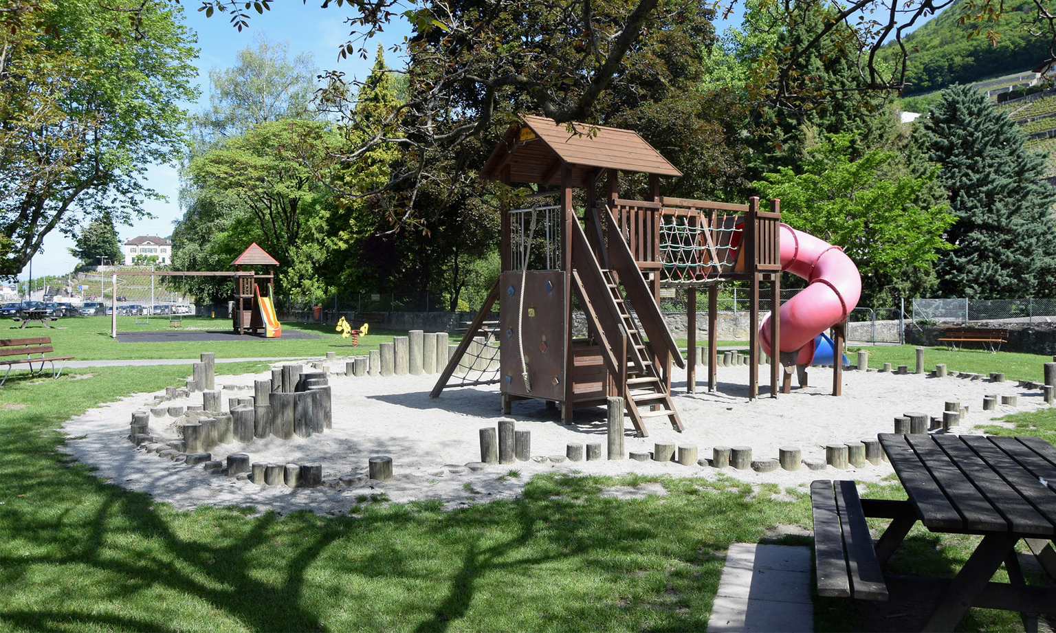 Place de jeux des Noyers