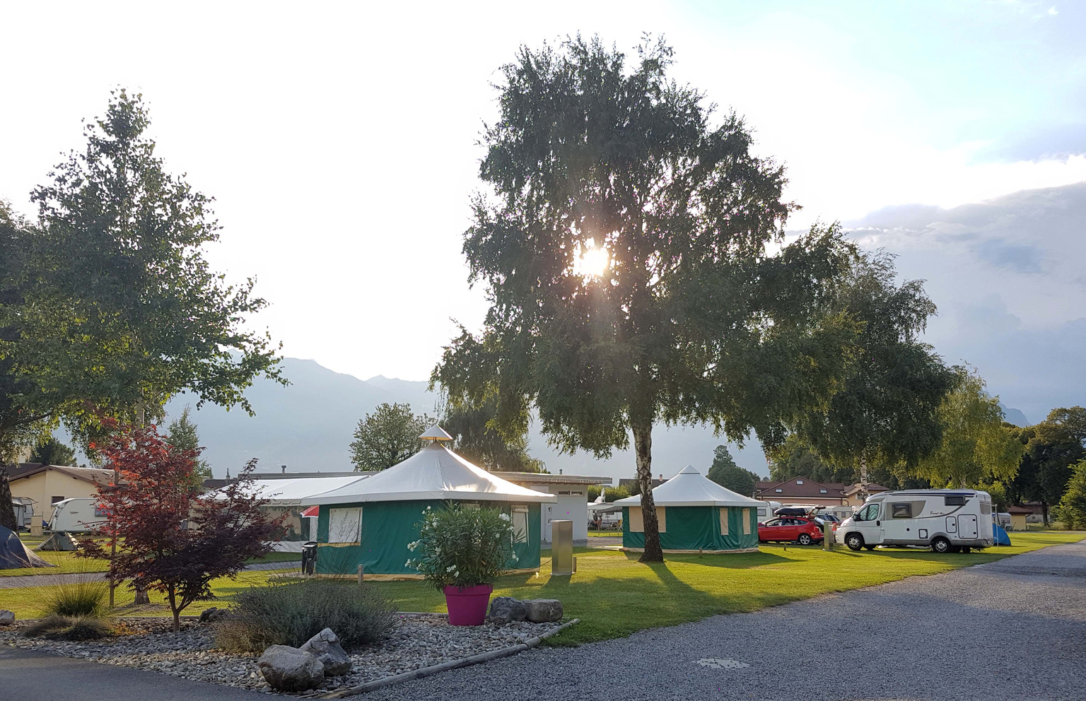 Camping am Schwimmbad