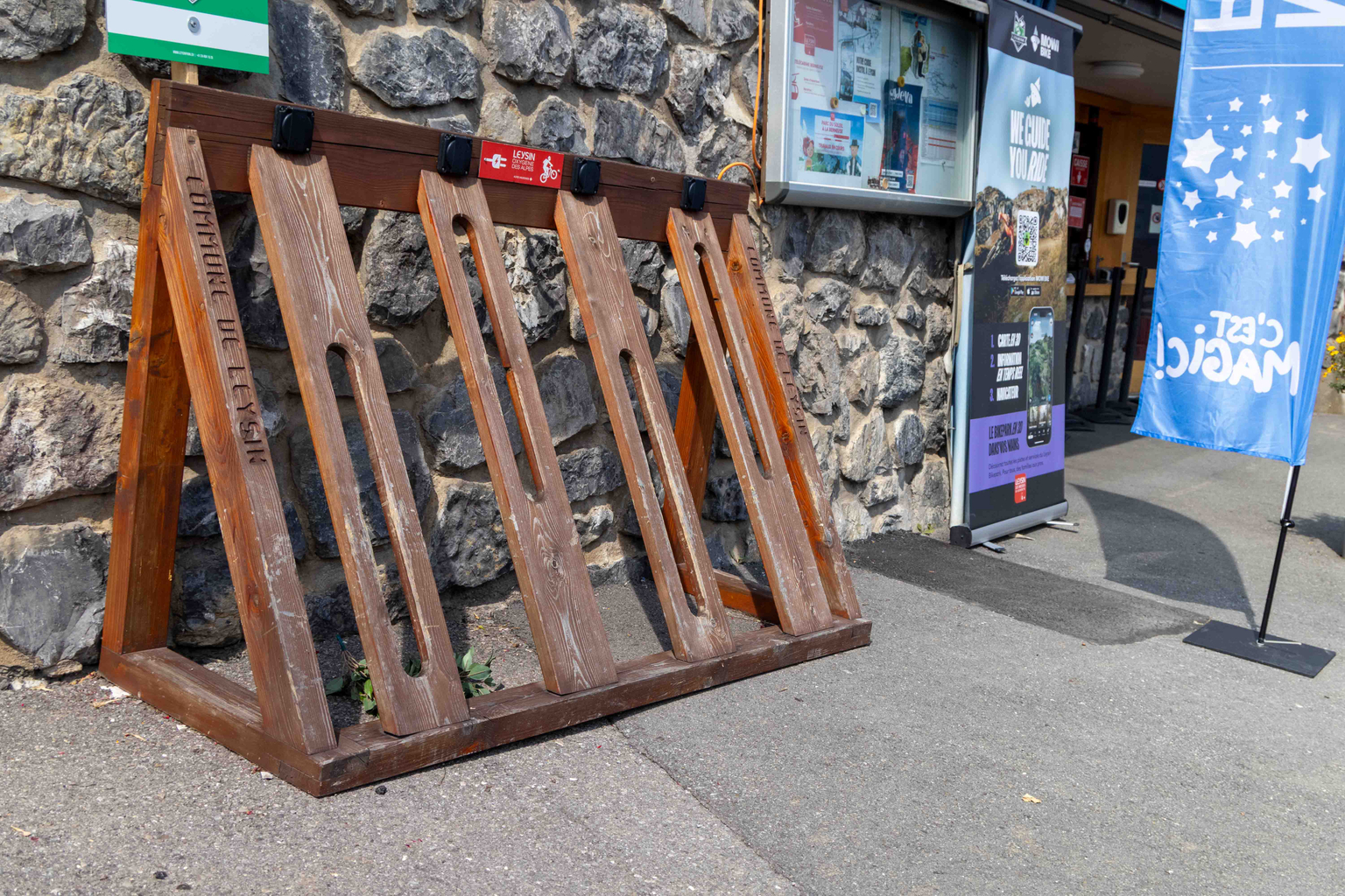 E-bike charging socket - Leysin mountain lifts