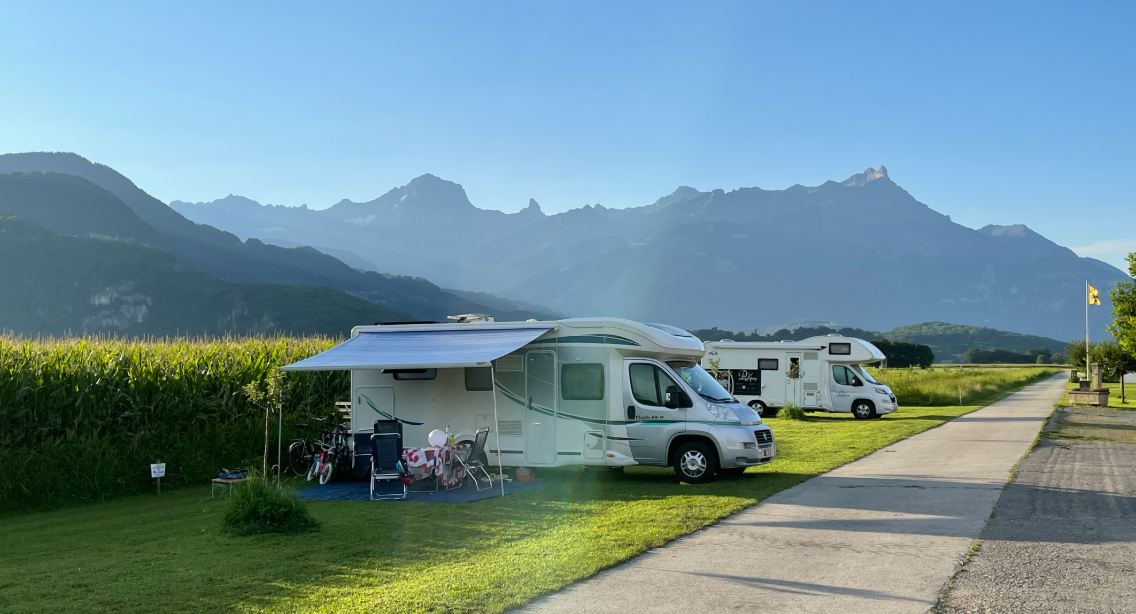 Wohnmobilstellplatz auf dem Bauernhof „Ferme des Meleys“