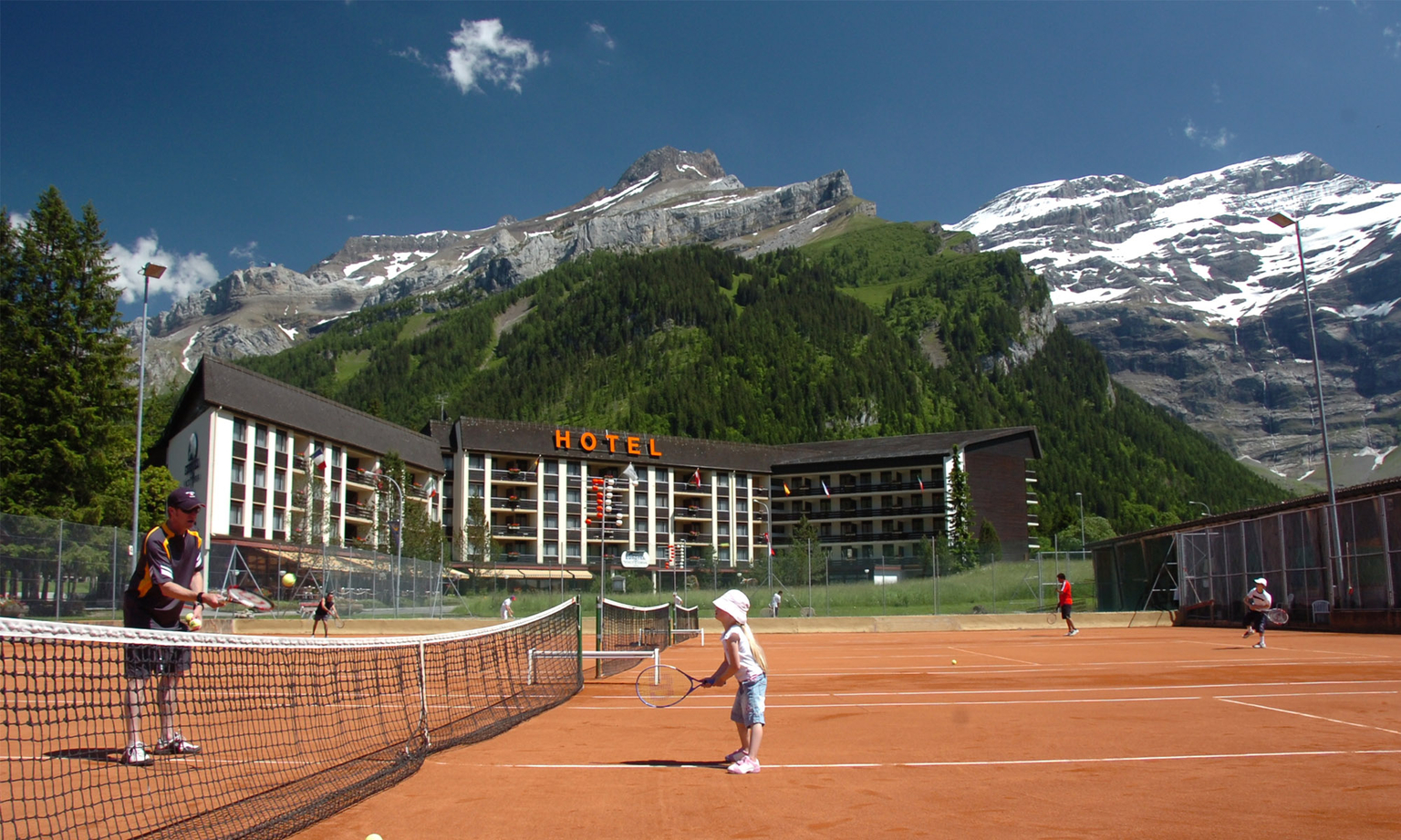 INBEGRIFFEN | Outdoor-Tennis Les Diablerets