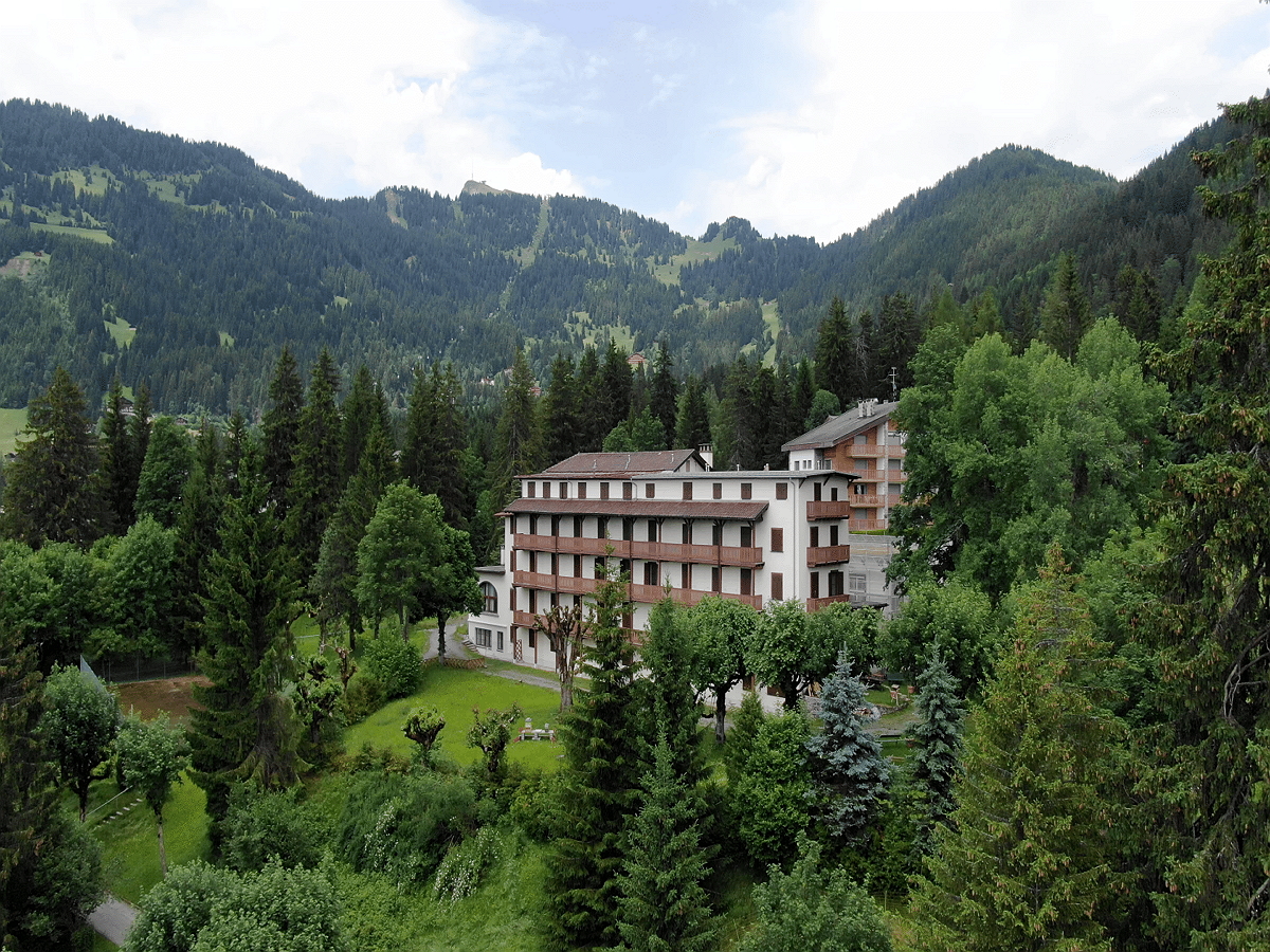 Villars Lodge
