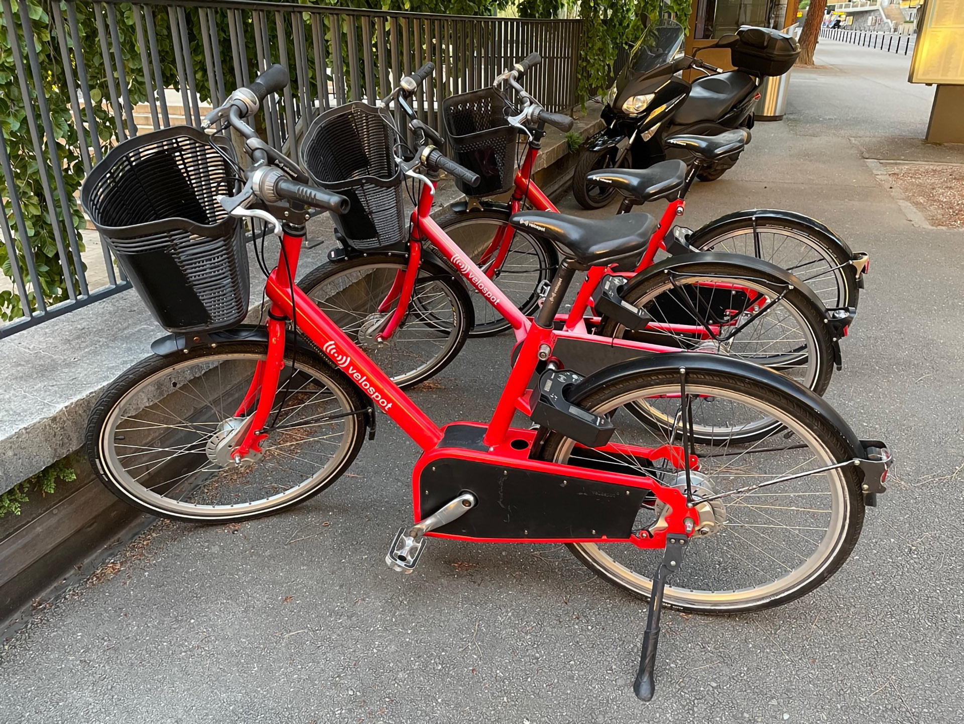 Découvrez Aigle à vélo avec PubliBike