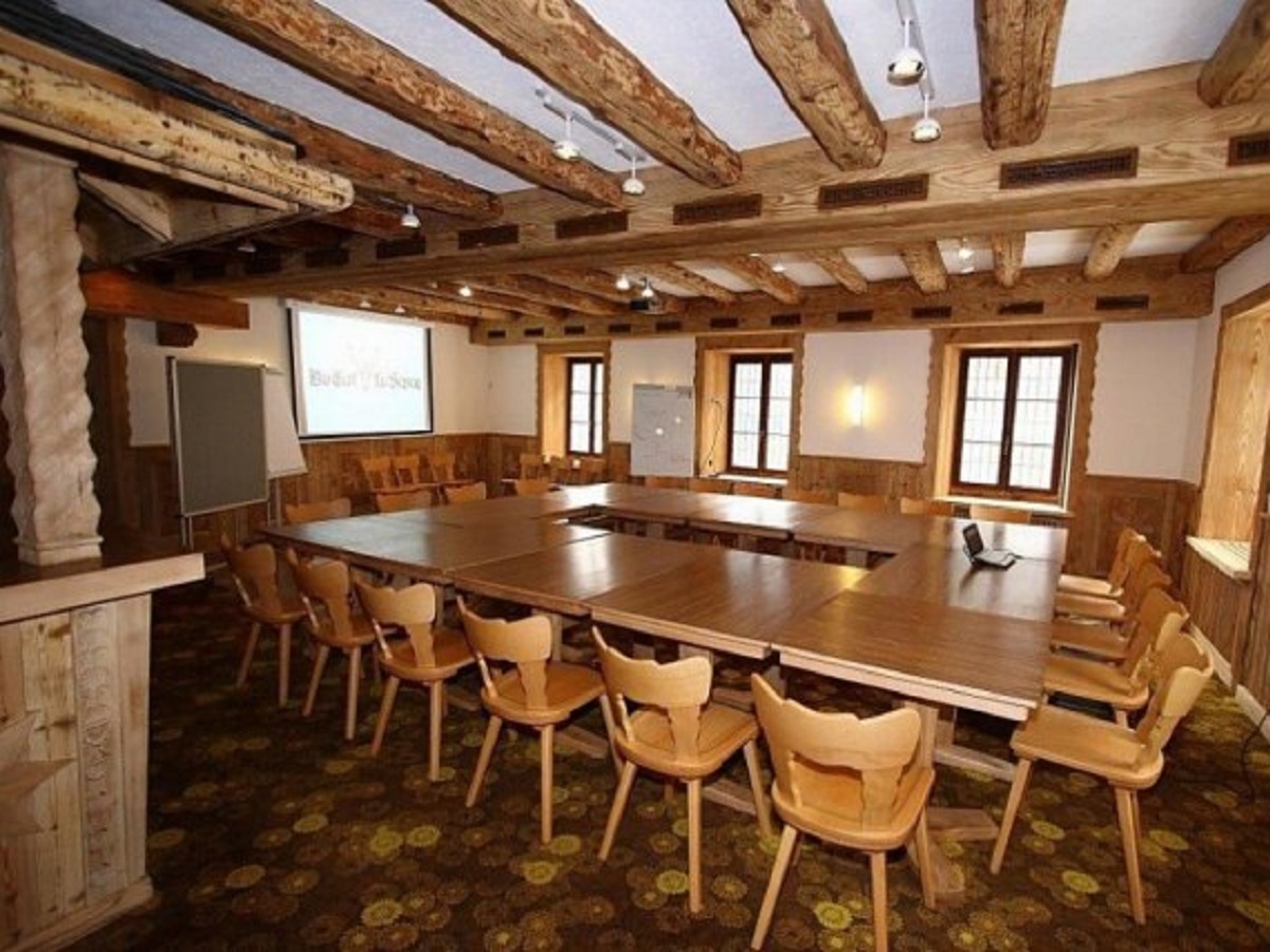 Hôtel du Cerf / conference room - Le Sépey