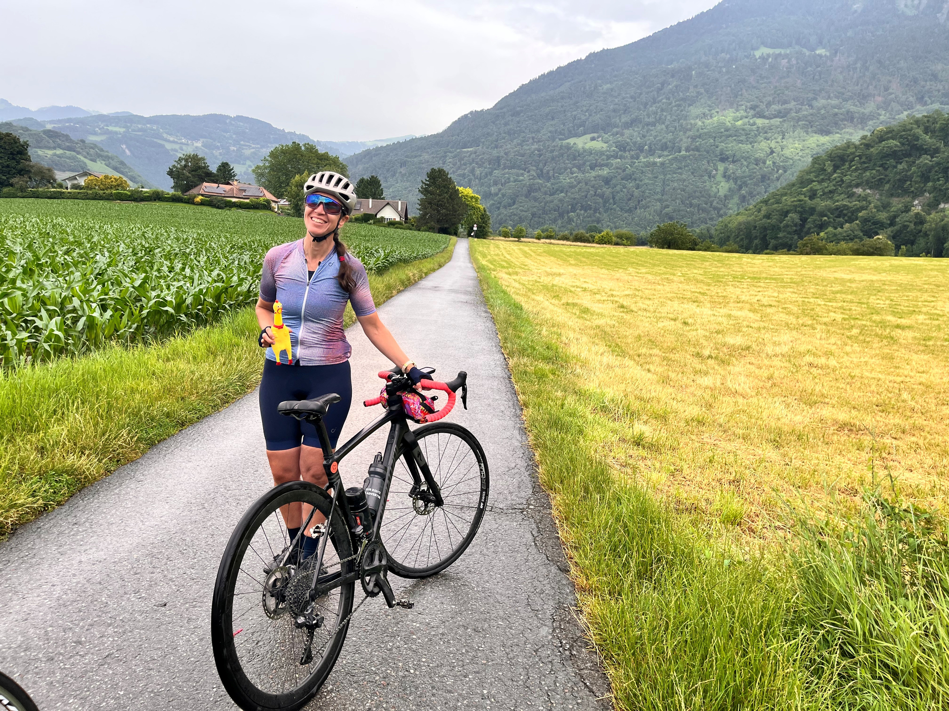 Before the exercise to learn to let go of your handlebars (with the famous duck)