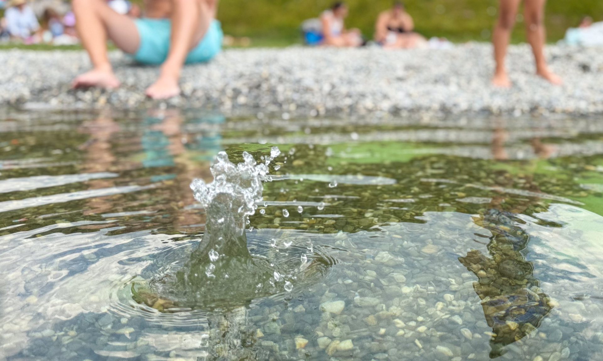 The crystal-clear water of Lake Frience