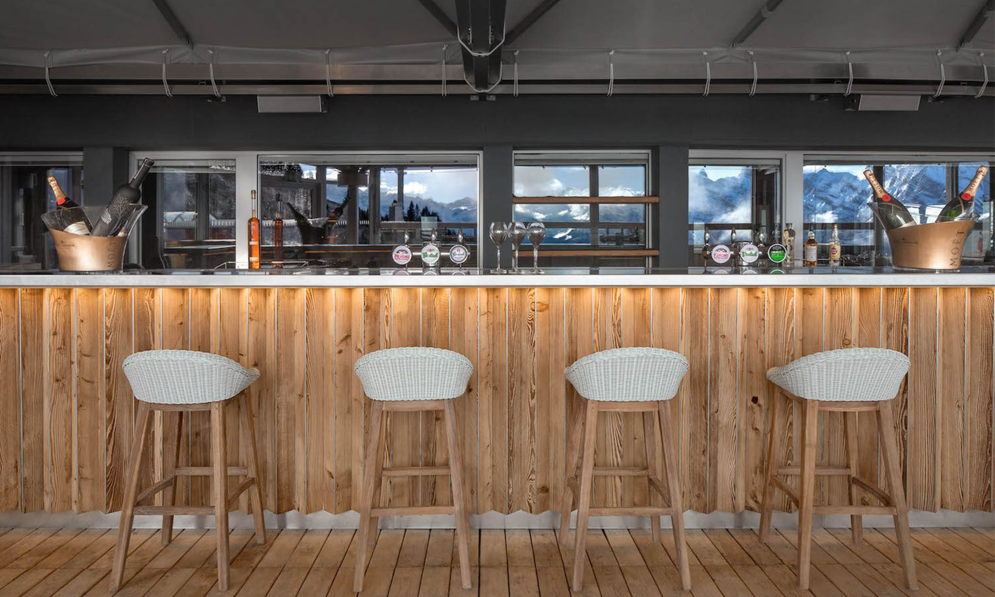 Restaurants und Bars in den Höhenlagen von Villars