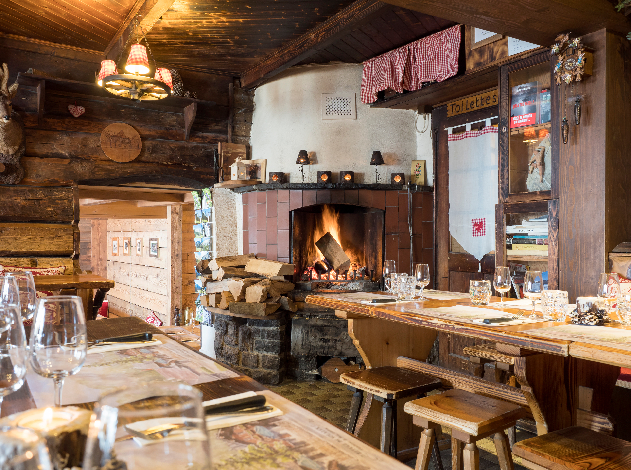 Restaurants und Bars in den Bergen in Bex