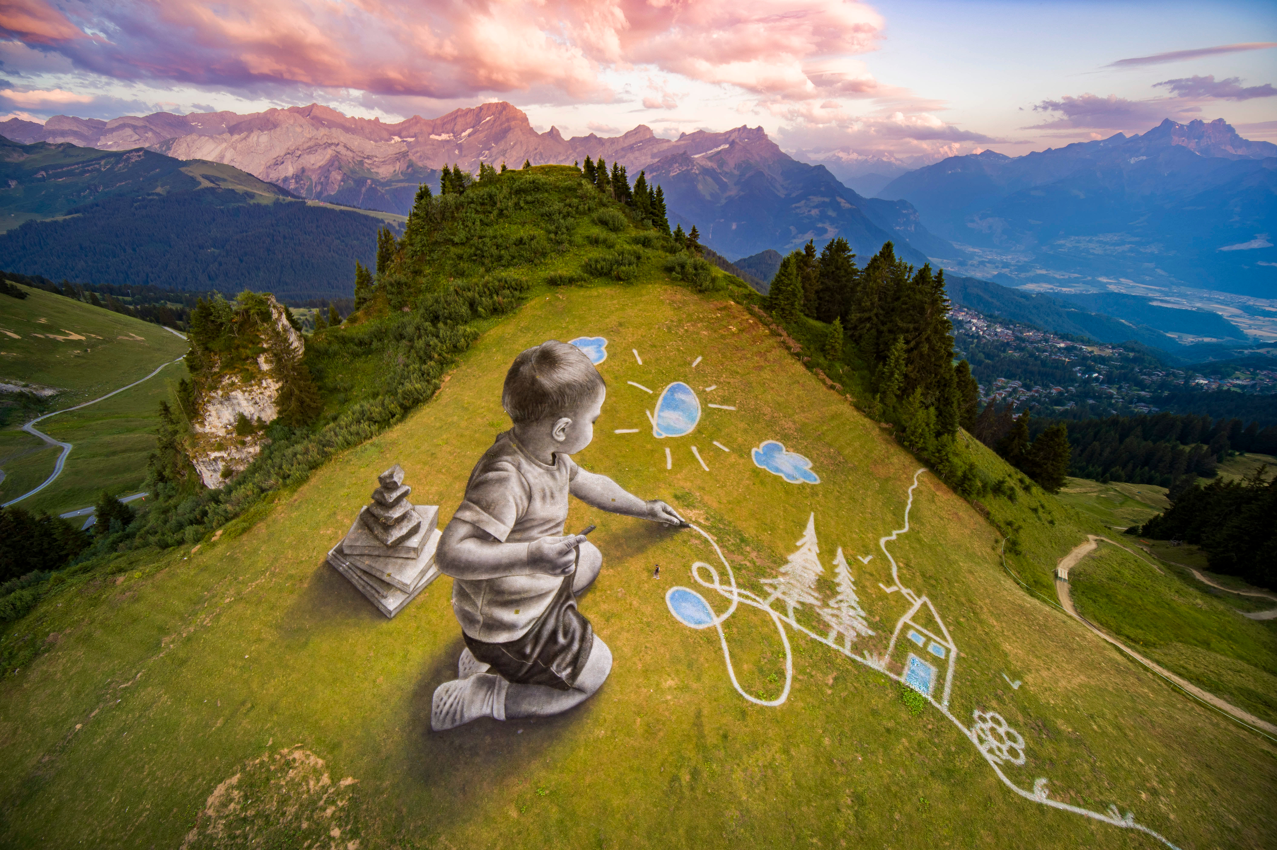 Saype de retour à Villars pour deux nouvelles œuvres monumentales