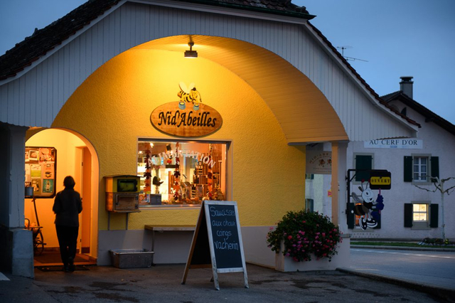 Magasin Nid'Abeilles soir
