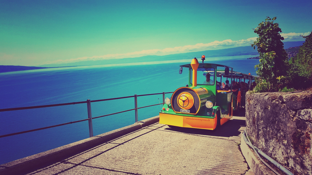 Lavaux Express