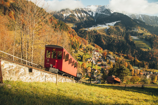 Funiculaire Les Avants - Sonloup