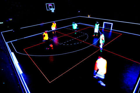 Fluosports Game in the Dark