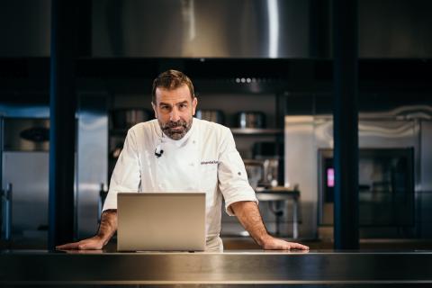 Atelier en ligne « Aux fourneaux avec Philippe ! » avec l&rsquo;Alimentarium