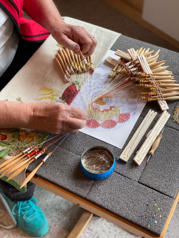 Initiation à la dentelle aux fuseaux – Rossinière