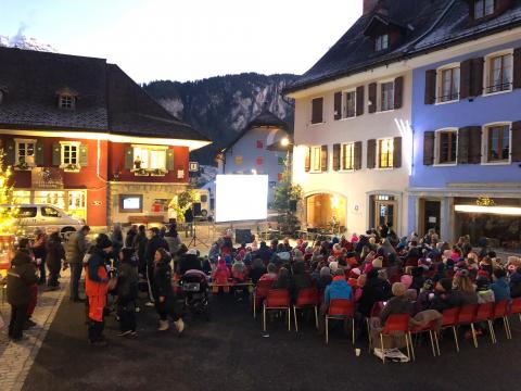 Cinéma en plein air et atelier à Château-d’Oex