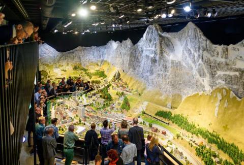 Smilestones – Le monde miniature des chutes du Rhin