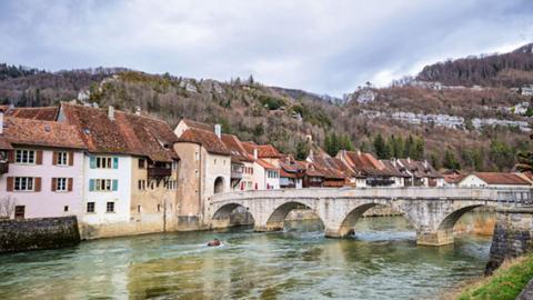 Saint-Ursanne par Montenol