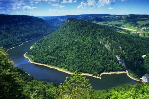 Qu&rsquo;il fait Doubs quitter la ville