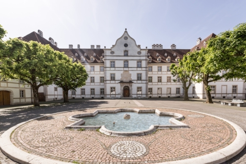 Vieille ville, nouvelles aventures