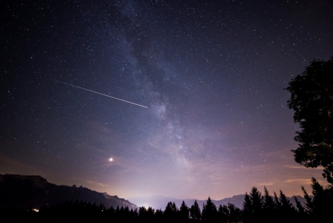 Nuit des étoiles filantes aux Pléiades (VD)