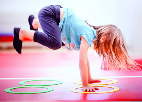 Stages de cirque de Kids Up près de Lausanne
