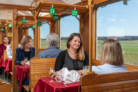 Balades gourmandes en « Train du Vigneron » – Morges