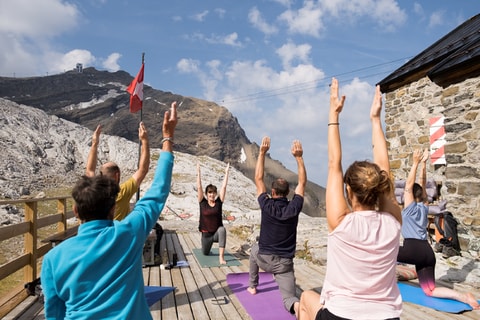 Yogi Yoga et p'tit déj' aux Diablerets (VD)