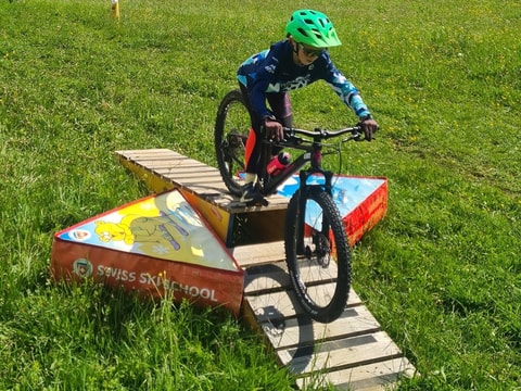 Camp de VTT pour les 3-14 ans à Villars