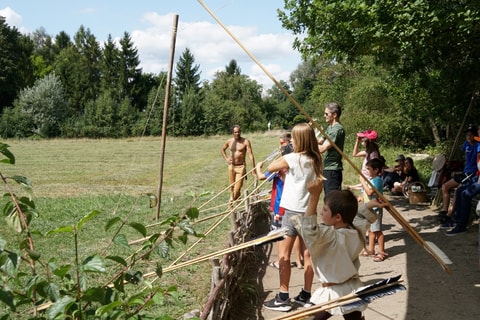 Fête de la Préhistoire à Gletterens (FR)