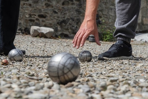 Pétanque au Château de Gruyères