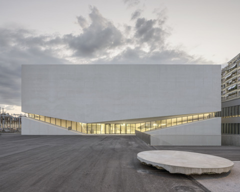 Musée de design et d’arts appliqués contemporains (mudac)