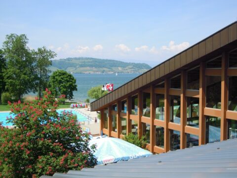 Piscine et plage de Morat