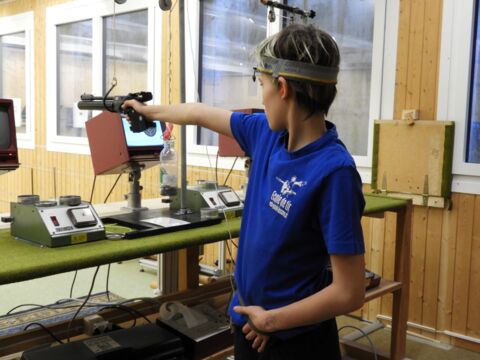 Tir sportif au pistolet à air comprimé