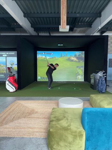 Simulateur de golf intérieur