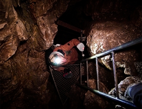 Grotte de Naye