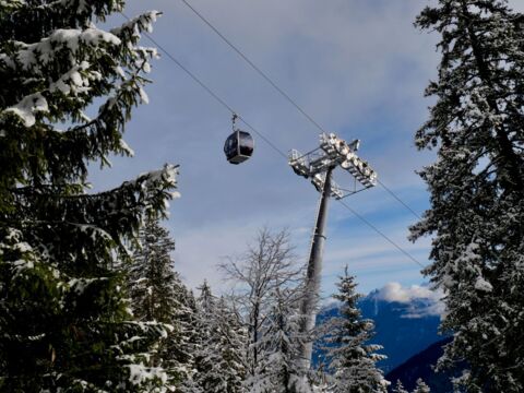 Les Marécottes inaugurent leur nouvelle télécabine