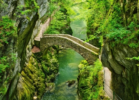 Par les gorges de l’Areuse