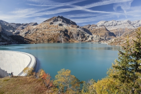 Par le barrage d’Emosson
