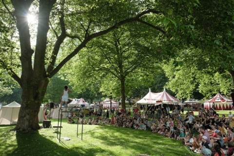 PlusQ&rsquo;île Festival – Bienne