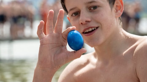 Blaueierschwimmen