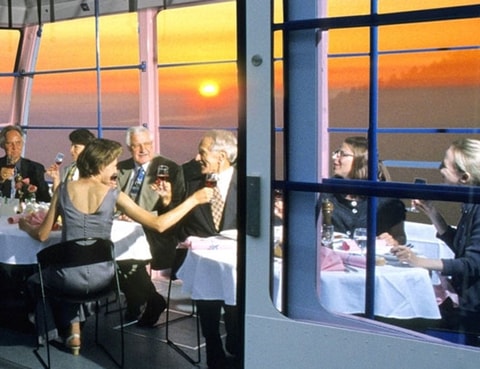 „Das Schwebende Restaurant“ von Weggis nach Rigi Kaltba...