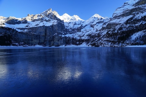 Eislaufen Oeschinensee