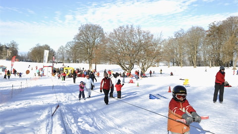 Skilifte und Schlittelbahn auf dem Gurten eröffnet