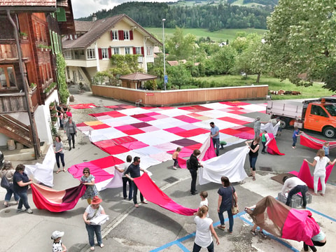 BIGNIK – die Riesen-Picknickdecke in St. Gallen