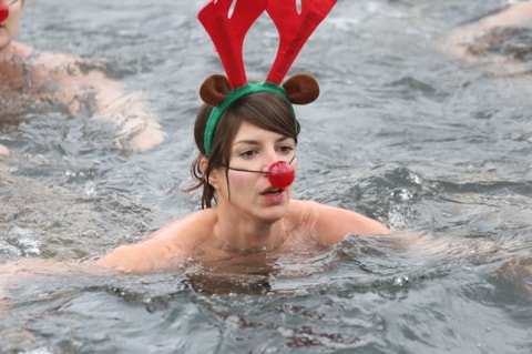 17. Samichlaus-Schwimmen in Zürich