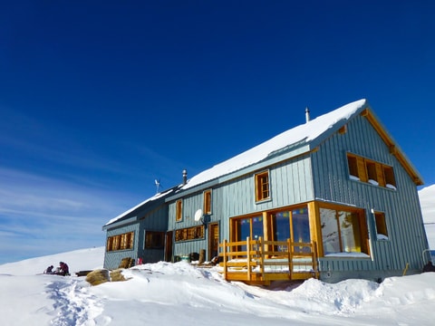 Cabane des Becs de Bosson